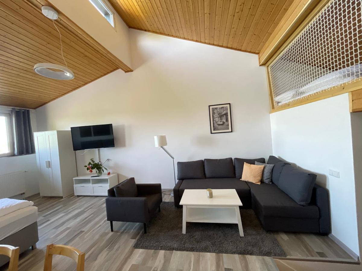 Sweet Rooms Bubesheim Exterior foto